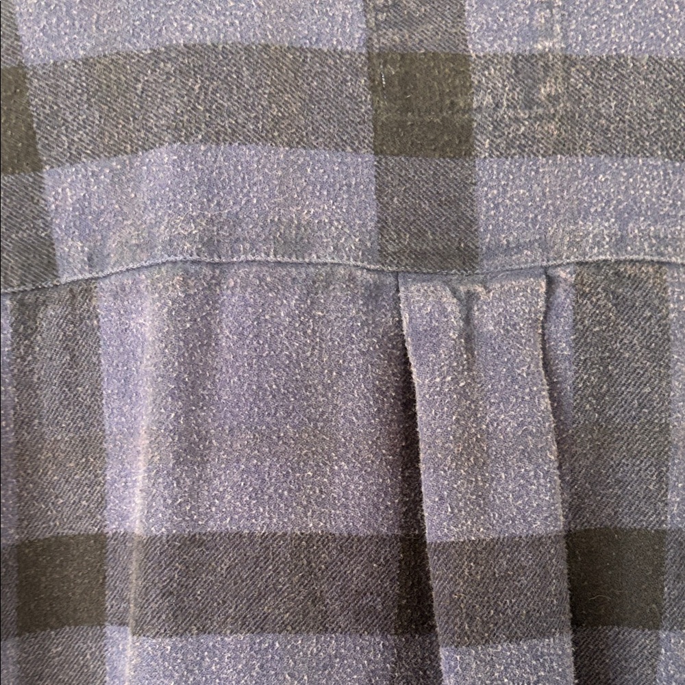 Aerie Women’s Blue and Black Plaid Shirt - Picture 4 of 4